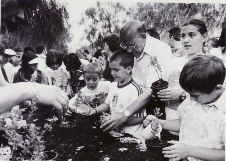 Galeria d'imatges de la Trobada d'Escoles de Muro 1996